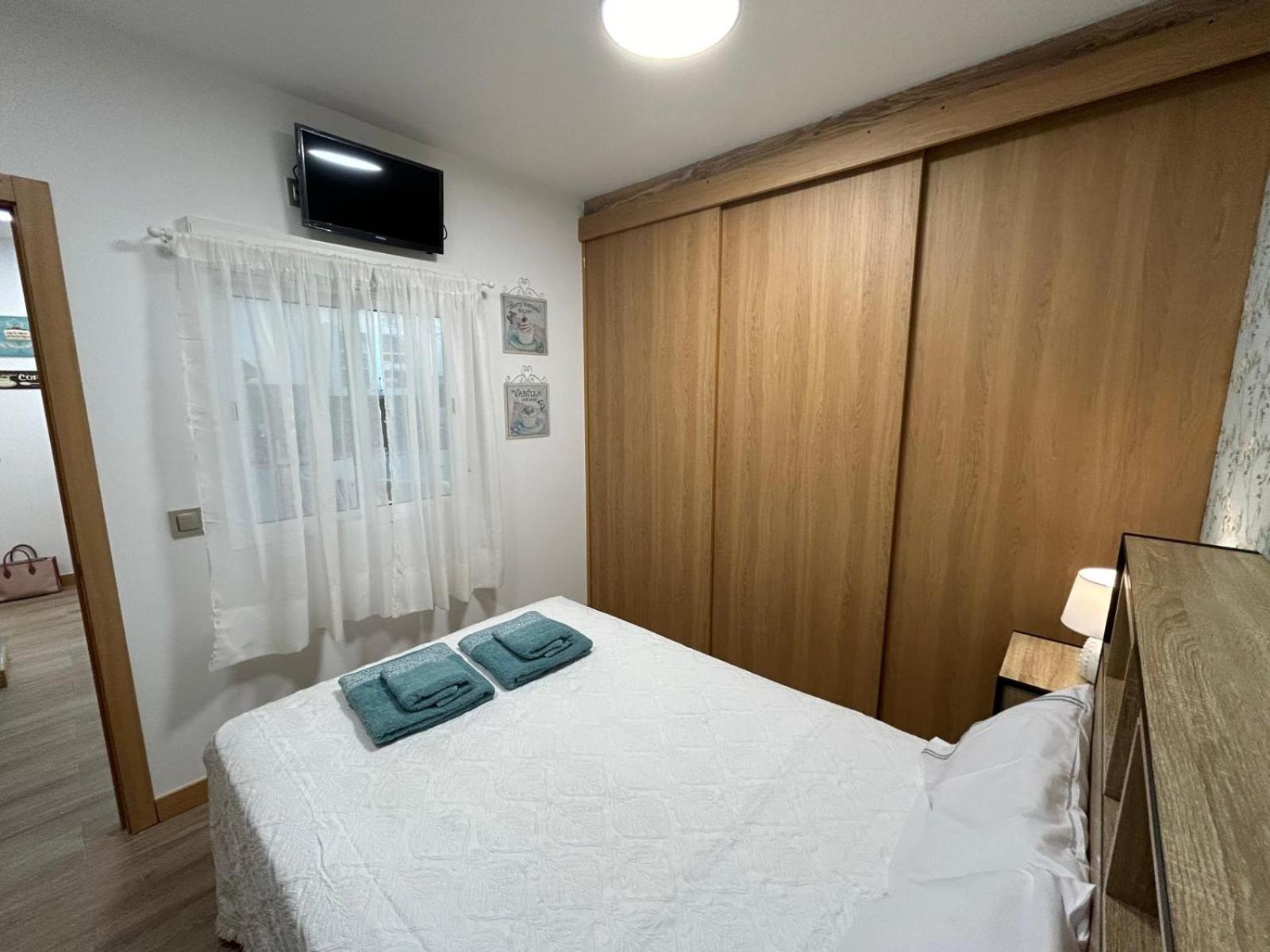 Apartamentos Torres Del Milladoiro Amés Exterior foto